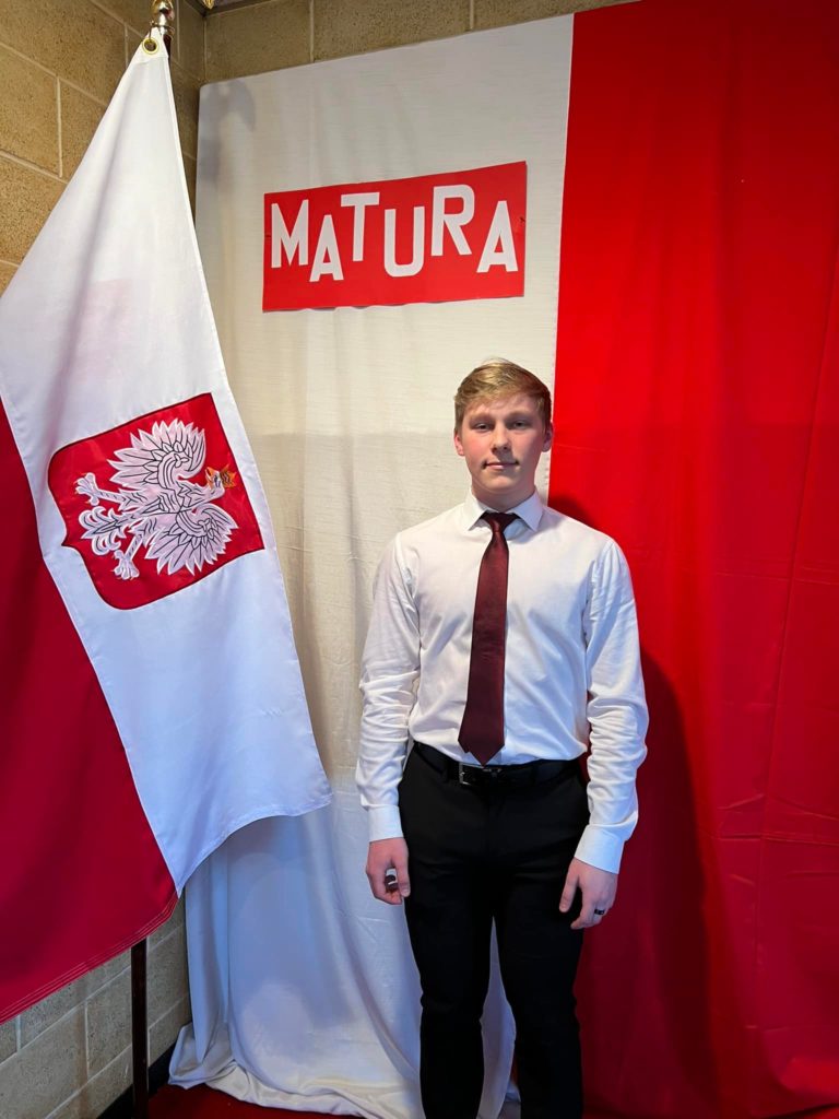 Matura 2022 w Akademii Języka Polskiego w Niles 4j