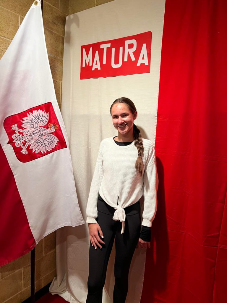 Matura 2022 w Akademii Języka Polskiego w Niles 4r